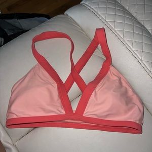 Comfiest M size bikini top